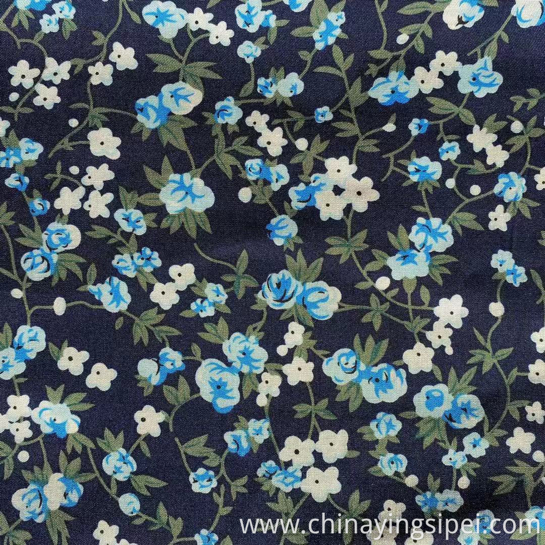 Mulinsen Textile 45s Challis 100 Printed Rayon Fabric